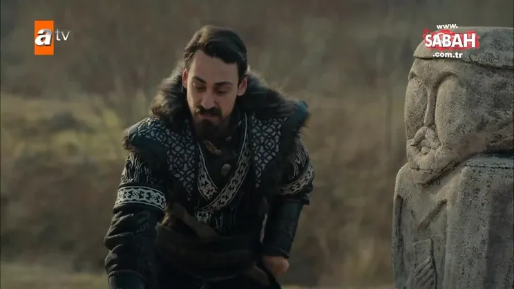 Akkız’ın hayatını kurtaran Batuga annesiyle böyle dertleşti: Bu yüreğimi yakan eğer sevda ise hiç utanmaz mı? | Video
