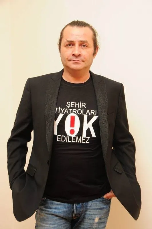 Ünlülerden 1 Mayıs tweetleri