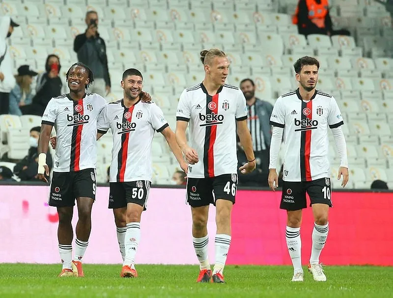 Besiktas Sporting Lizbon Maci Hangi Kanalda Uefa Sampiyonlar Ligi Besiktas Lizbon Maci Saat Kacta Sifresiz Mi Iste Macin Tum Bilgileri Son Dakika Spor Haberleri