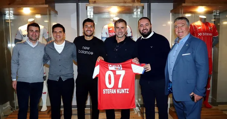 Stefan Kuntz’dan Antalyaspor’a ziyaret!