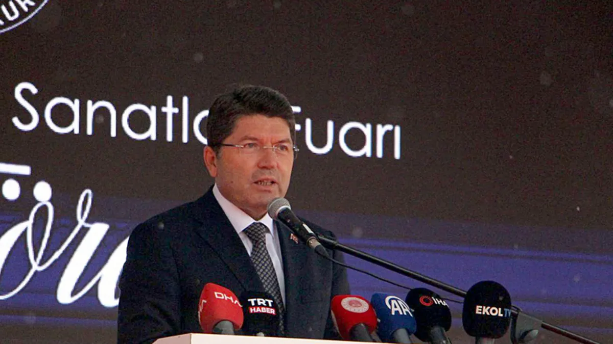 Adalet Bakanı Yılmaz Tunç’tan ‘Sumud Filosu’ açıklaması: Filistin özgür oluncaya kadar mücadele sürecek Adalet Bakanı Yılmaz Tunç’tan ‘Sumud Filosu’ açıklaması: Filistin özgür oluncaya kadar mücadele sürecek