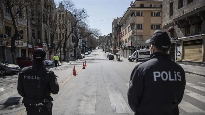 İçişleri Bakanlığı genelgesi ile sokağa çıkma yasağı detayları yayınlandı! 29 Nisan- 17 Mayıs Sokağa çıkma yasağında kimler muaf olacak, tam kapanma ne zaman bitiyor?