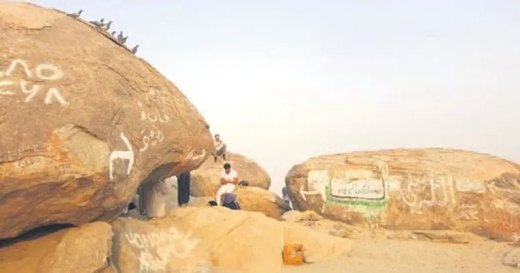 Sevr Mağarası’nda güvercinlerin nöbeti