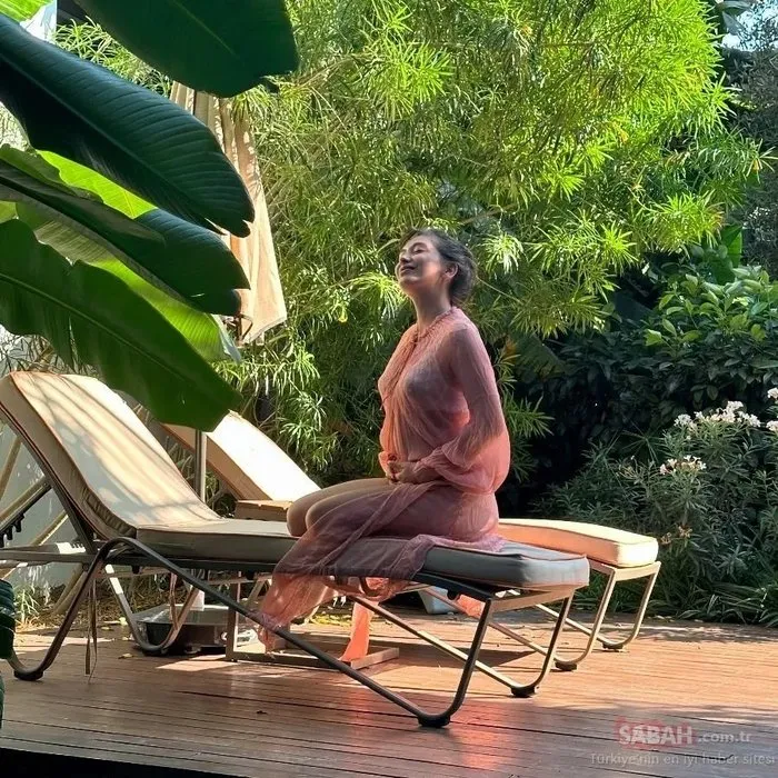 3 aylık hamile Neslihan Atagül’ün bir de abisini görün! Benzerlikleri inanılmaz! İkiz gibiler...