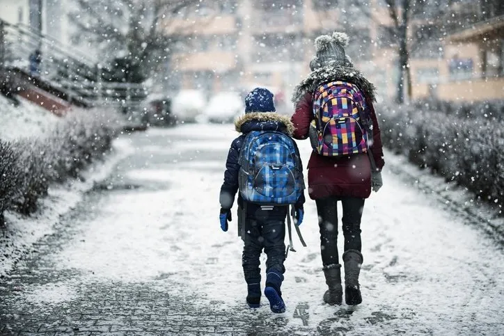 Bugün 10 Şubat 2022 okullar tatil mi, hangi illerde kar tatili var? Valilik açıklaması ile Perşembe günü kar tatili olan iller listesi!