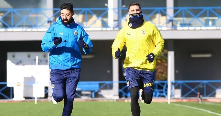 Fenerbahçe’de yeni transfer Rade Krunic antrenmanlara başladı