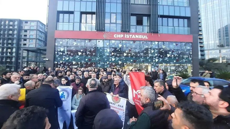 CHP'de rant ve talan kavgası! Partililer kazan kaldırdı: Peş peşe istifalar