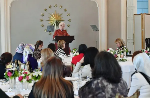 Emine Erdoğan, Özel Harekat personeli eşlerini yemekte ağırladı