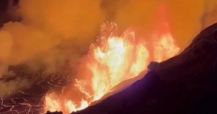 Hawaii’de yanardağ patladı!