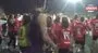 Kadın futbolcular yeşil sahayı ringe çevirdi | Video