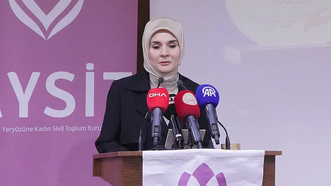 bakan-goktas-9-bin-152-koruyucu-aile-10-bin-897-cocuga-sicak-bir-yuva-sunuyor-1775323437088.jpeg Bakan Göktaş: