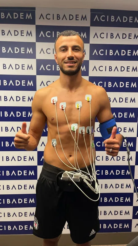 son-dakika-besiktas-transfer-haberleri-romain-saiss-gercegi-ortaya-cikti-serveti-reddetti-besiktasa-geldi-1655535072530.jpg