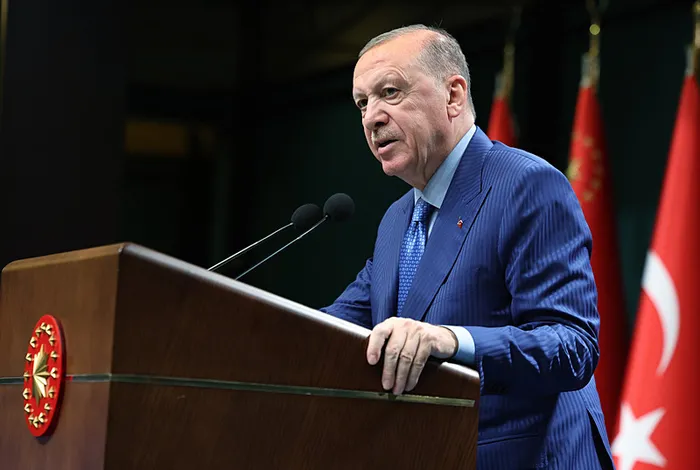 baskan-erdogan-kabineyi-topluyor-fon-magdurlarinin-gozu-bestepeden-cikacak-kararlarda-1791722659447.jpg