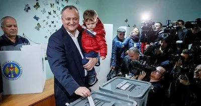 Rusya yanlısı Sosyalist lider seçimi kazandı