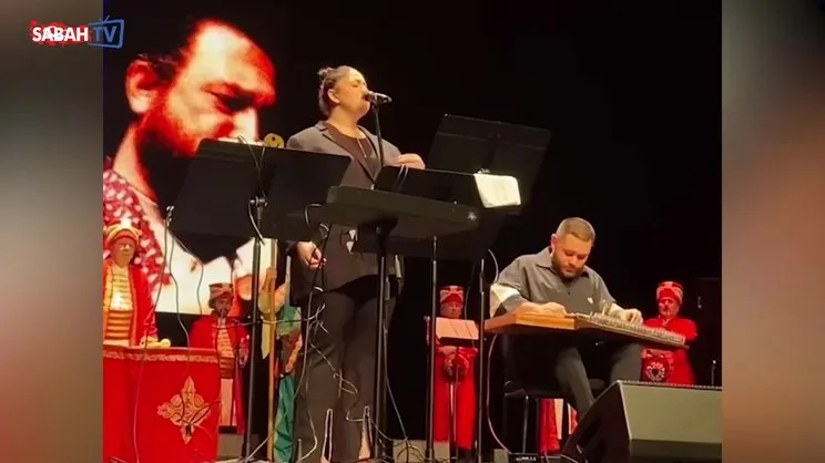 Hüsnü Şenlendirici'nin kızı Naz Türk sanat müziği okudu! Babası övmelere doyamadı | Video