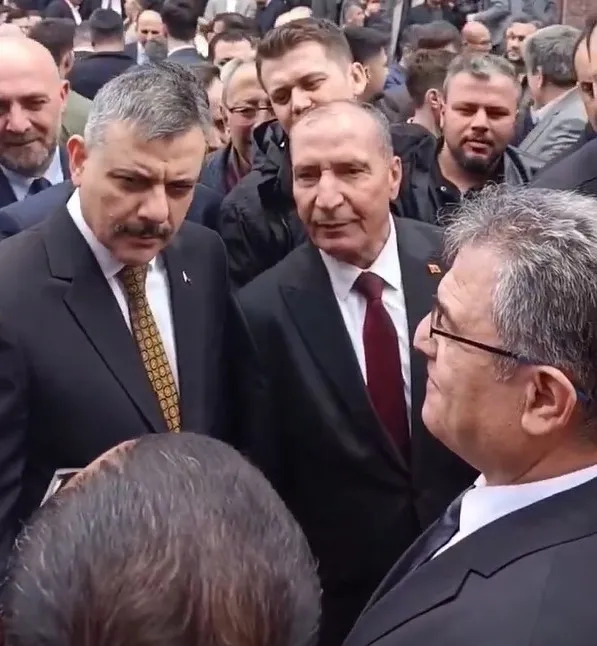 bakan-ciftciye-kirli-operasyon-ciftciyim-diyen-sahis-sabikali-cikti-1774815217220.jpg Bakan Çiftçi'ye kirli operasyon! 'Çiftçiyim' diyen şahsın sabıkası kabarık çıktı...