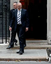 Albanese konutundan tahliye edildi