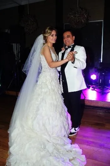 Erol Köse evlendi