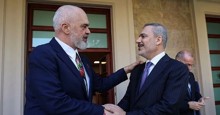 Bakan Fidan Arnavutluk Başbakanı Edi Rama ile görüştü