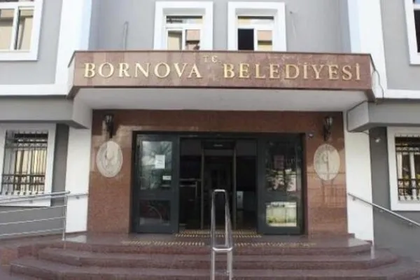 bornova-belediyesinden-329-milyonluk-satis-1725272452155.jpg