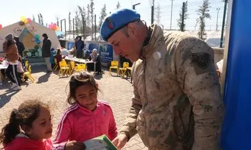 Depremzede çocukların travmaları çadır kentteki oyun alanlarıyla silinmeye çalışılıyor
