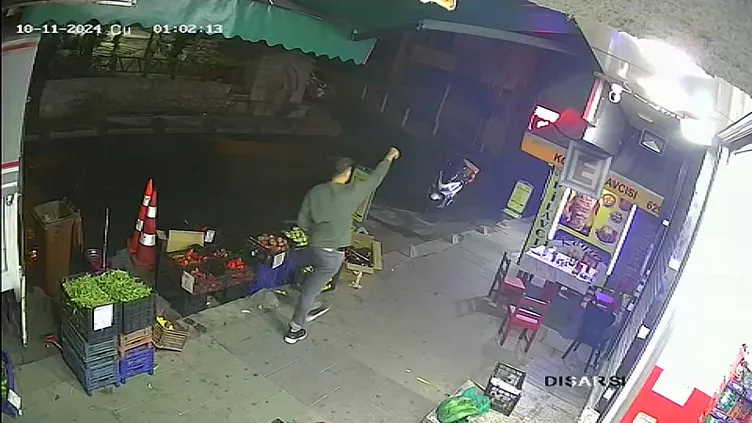 Yer İstanbul Esenler: Yiyip içip hesabı ödemeden kaçtılar!