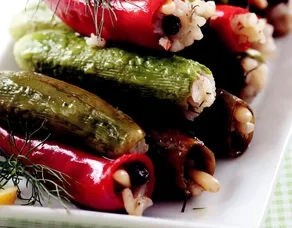 Zeytinyağlı Minik Dolmalar