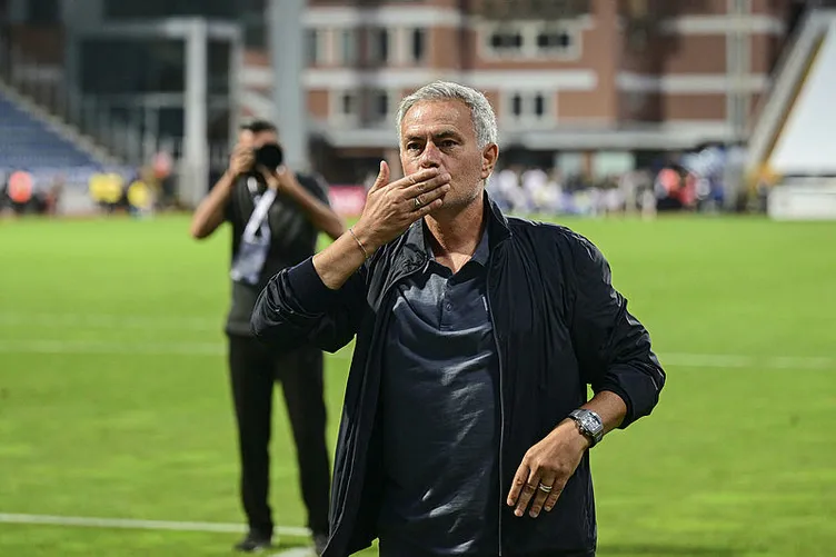 SON DAKİKA FENERBAHÇE HABERİ: Mourinho için bomba iddia! Premier Lig’e mi dönecek?