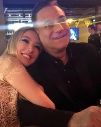 mehmet ali erbil in kizi yasmin erbil