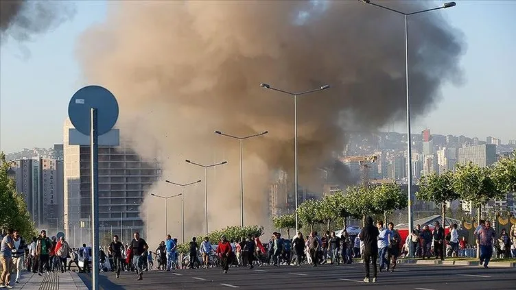 FETÖ'nün kanlı darbe girişimi böyle geldi! 17/25 Aralık kumpasından 15 Temmuz ihanetine