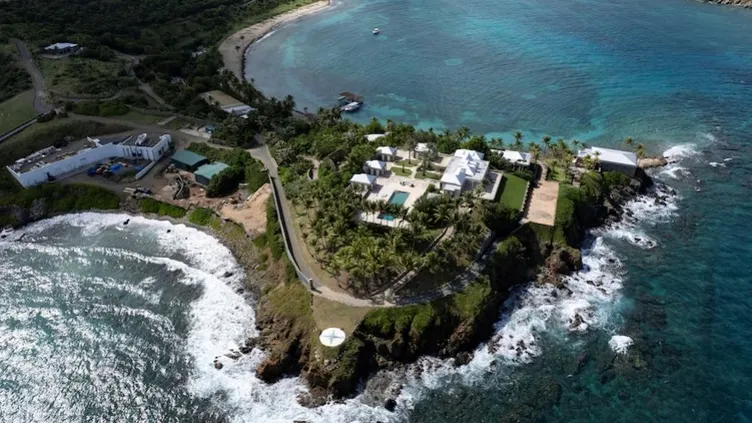 Epstein’in ölüm gecesi ‘turuncu’ sır! Hücreye giden gizemli kişi kim? Dünya bu çelişkiyi konuşuyor