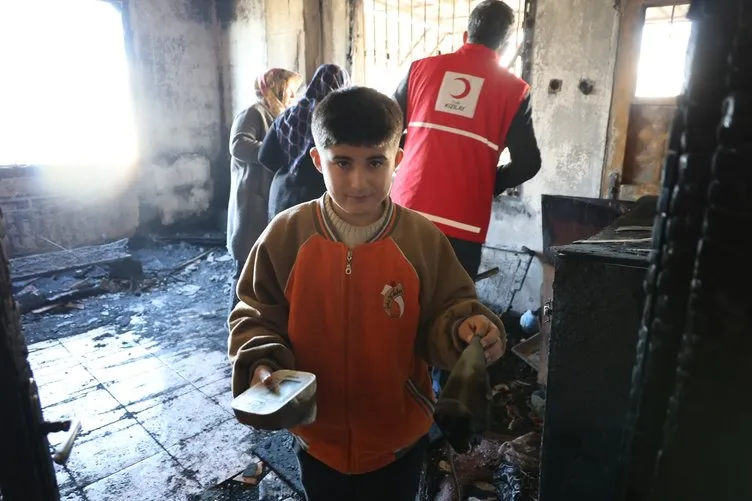 10 yaşındaki çocuk babaannesini ölümden kurtardı: Hırsız zannettim ağzımı örterek çıktı!