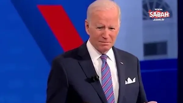 Biden'dan canlı yayında tuhaf hareketler! Sosyal medya bu görüntülerle çalkalanıyor | Video