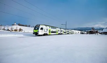 İsviçre’de facianın eşiğinden dönüldü: 80 yolcuyu taşıyan tren raydan çıktı