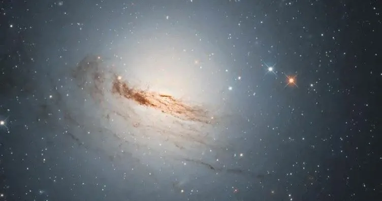 40 milyon ışık yılı uzakta bir galaksi öldü