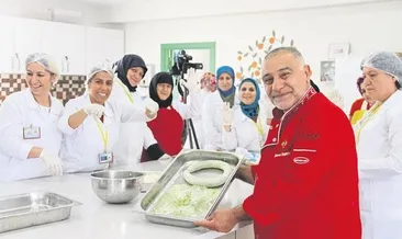 Kadınlar ‘Antep lezzetlerini’ öğreniyor