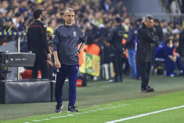 Son dakika Fenerbahçe haberleri: Fenerbahçe’nin golcü hasreti sona eriyor! Taraftarı heyecana boğan isimle ilk temas kuruldu…