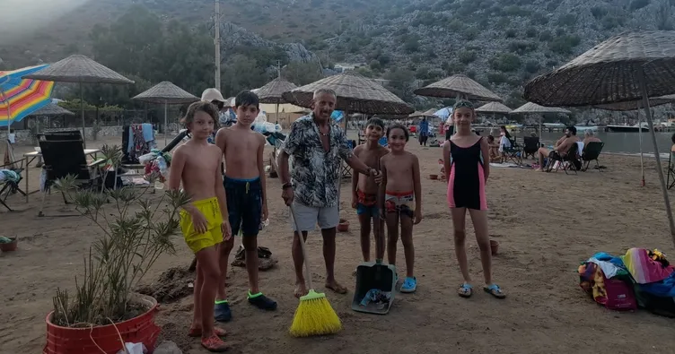 Halk plajının ‘Salih Dede’si