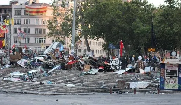 Dün gece Taksim’de neler oldu?