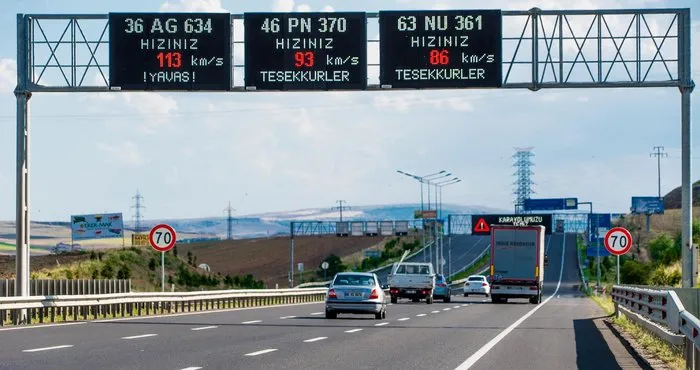 Araç sahipleri dikkat! Akıllı yollar geliyor