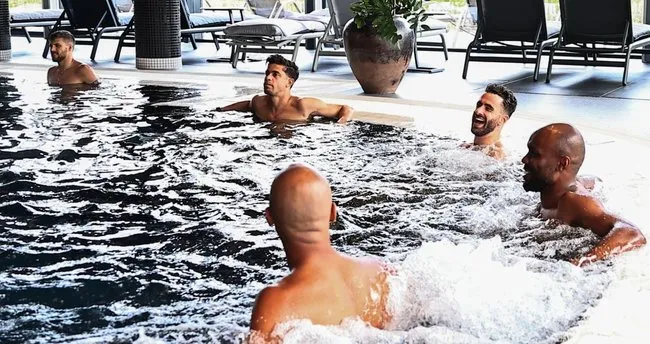 Beşiktaş, salonda ve havuzda antrenman yaptı!