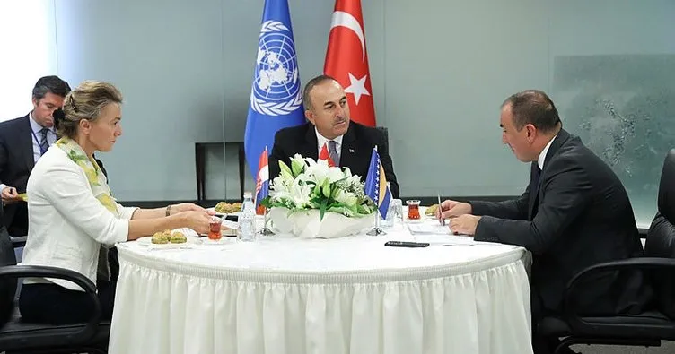 Dışişleri Bakanı Mevlüt Çavuşoğlu’ndan diplomasi trafiği!