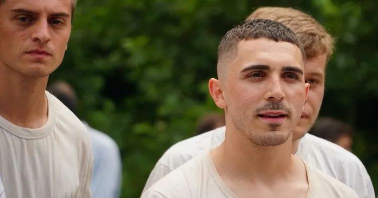 abduelkadir oemuer iyi ki varsin eren filminde rol aldi son dakika