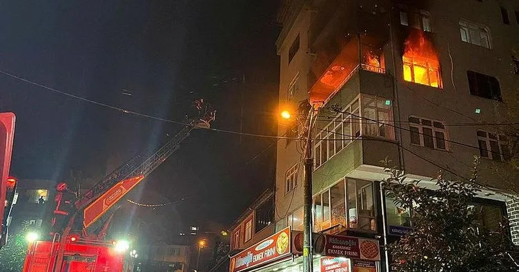 Sakarya’da 4 katlı apartmanda yangın