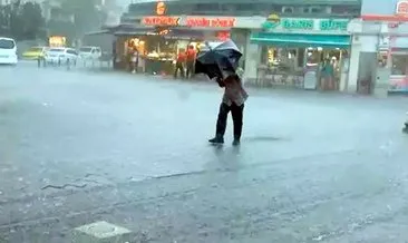 İstanbul’da sağanak yağmur etkili oldu #istanbul