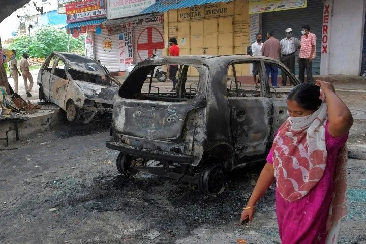 Hindistan’da büyük skandal!  Hz. Muhammed’e s.a.v yönelik haddi aşan sözlerin ardından sokaklar karıştı