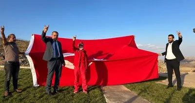 Bayrak dede bu kez Cudi Dağı şehitler anıtında bayrak dalgalandırdı #sirnak