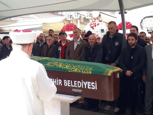 Ege Aydan annesi usta sanatçı Sevda Aydan’a veda edemedi