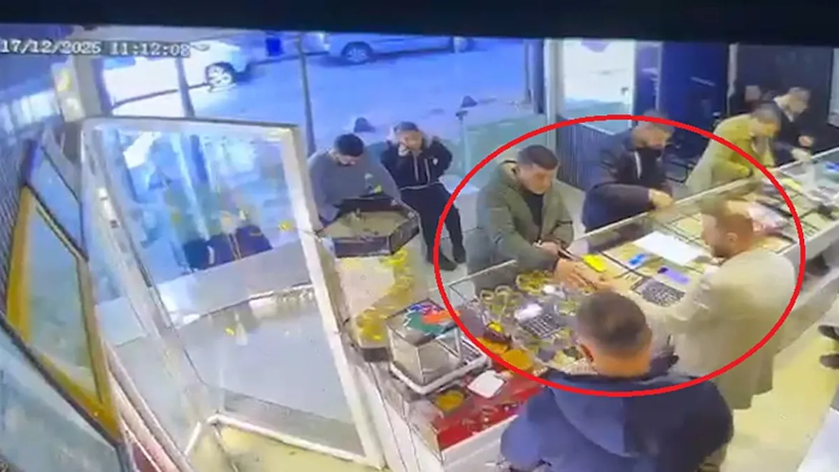 İki çocuk annesi evinde öldürülmüştü! Katilin kuyumcudaki görüntüleri ortaya çıktı İki çocuk annesi evinde öldürülmüştü! Katilin kuyumcudaki görüntüleri ortaya çıktı