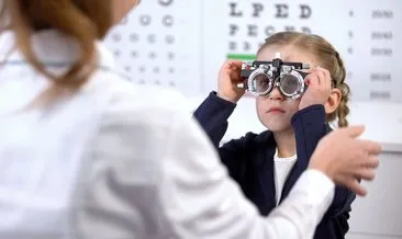 Görme sorunu yaşayan çocuklarda gözlük kullanımı başarıyı artırıyor!